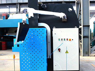 Prensa Plegadora Hidráulica CNC, con Controlador DELEM DA66T