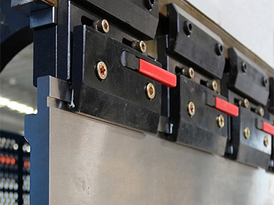 CNC Servo Electro-Hydraulic Press Brake, with DELEM E200P Controller