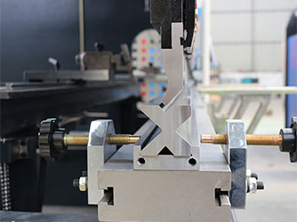 Plegadora Hidráulica, con Controlador E21