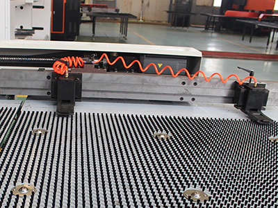 Punzonadora de Torreta CNC, Tipo 1